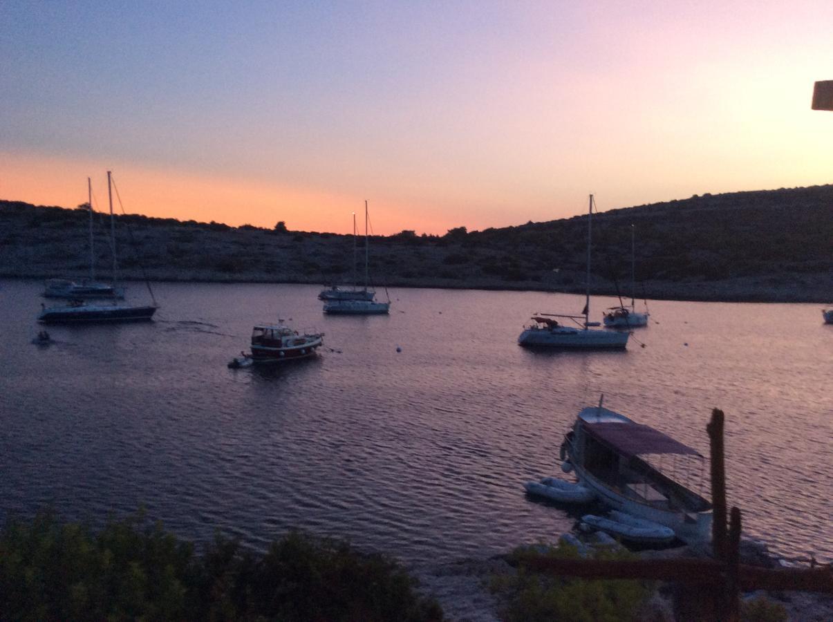 Poseidon Holiday Guesthouse Žirje Esterno foto
