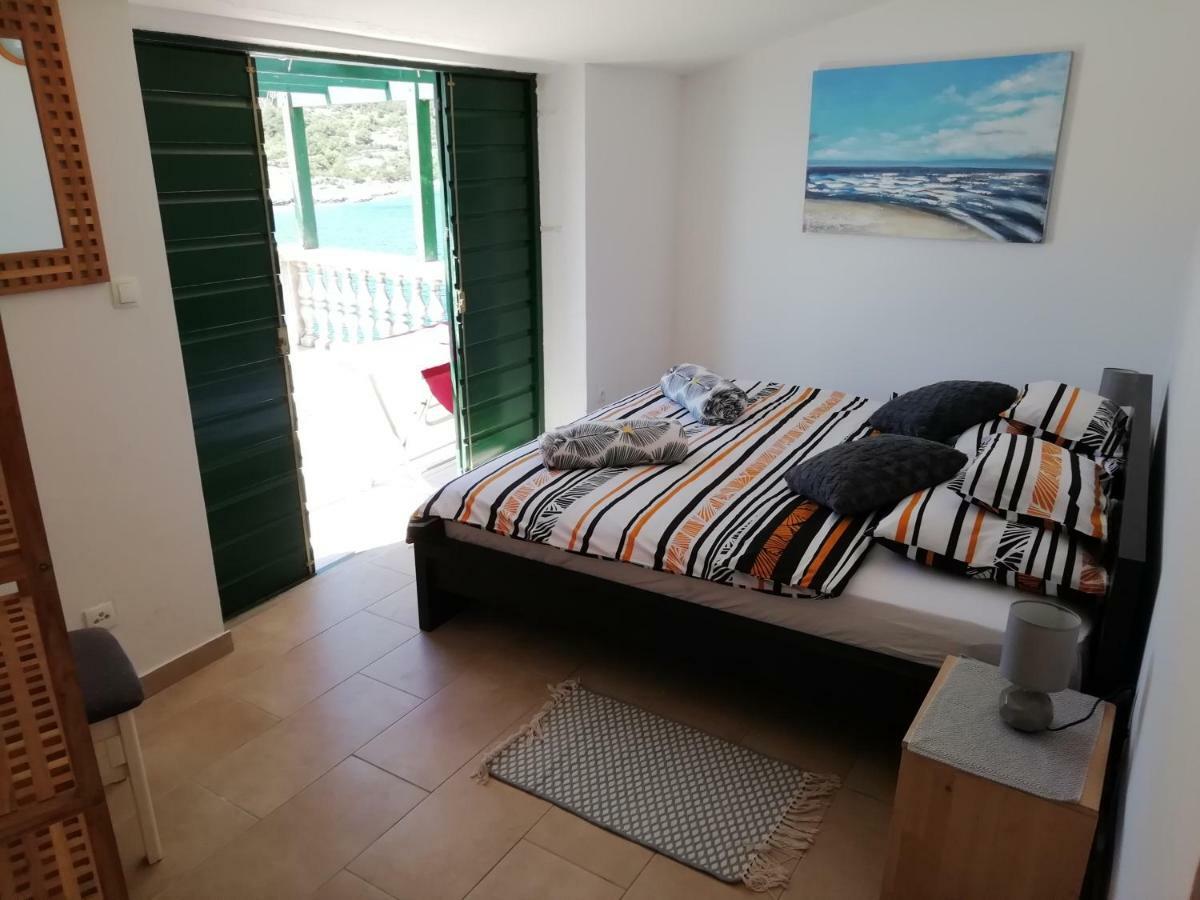 Poseidon Holiday Guesthouse Žirje Esterno foto